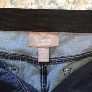 Chico’s Fabulously Slimming - Like New!